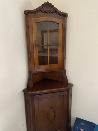 Angoliera in legno massello noce