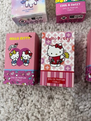 Set Hello Kitty: Borsa, My Melody e 7 Profumi