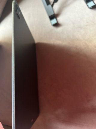 iPad Pro 13" (M4) – Como nuevo