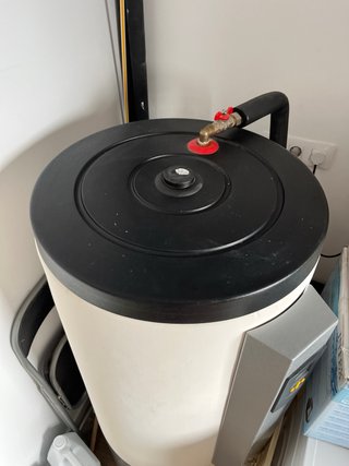 Acumulador agua con placa solar