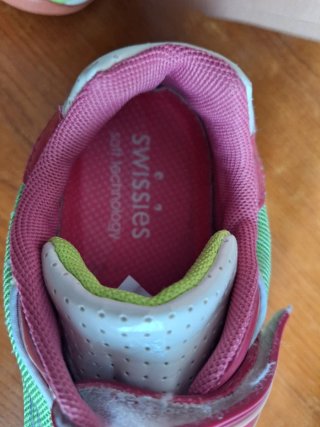 Scarpe sneakers ortopediche Swissies verdi fucsia
