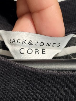 Camiseta Jack & Jones Rayas Negras y Blancas