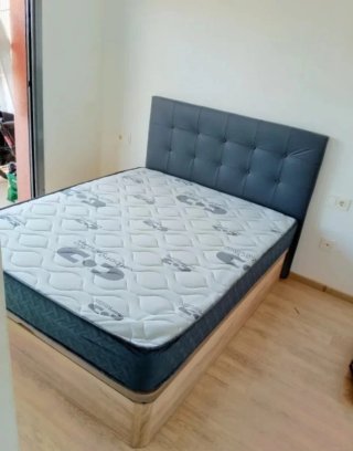 Canapé abatible con colchónes viscoelástica