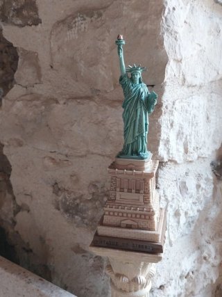 Estatua Libertad Resina