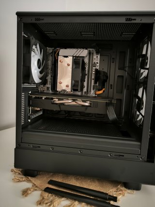 PC GAMING INTEL – 16GB DDR4 + RX 580 8GB RGB