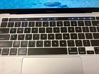 MacBook Pro 13 2020 Intel i5 16GB RAM