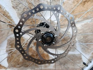 Rueda delantera 26 Buje Gurdil Eje 20mm