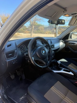 BMW X1 2011