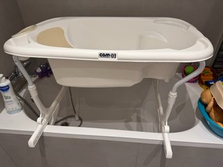 Bañera para bebé CAM con soporte