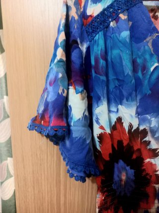 Vestido Verano Estampado Floral Azul y Rojo