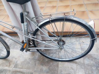 Bicicleta Gacela BH plateada