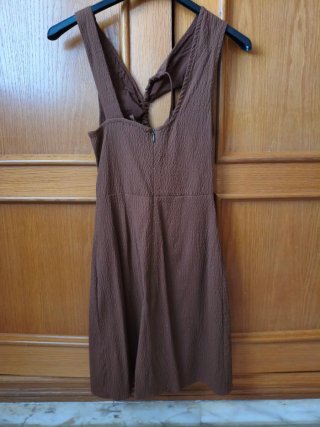 Vestido Cut out Marrón
