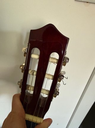 Guitarra Clásica + Funda + Accesorios