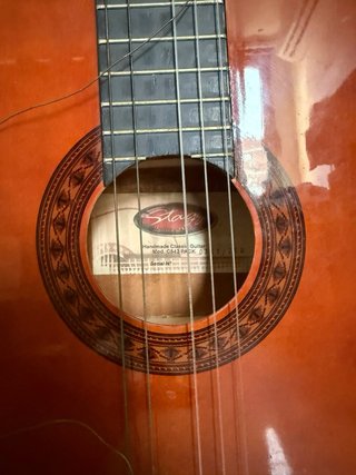 Guitarra Clásica + Funda + Accesorios