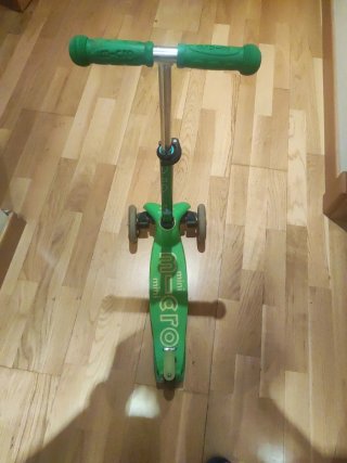 Patinete infantil Micro con luces LED