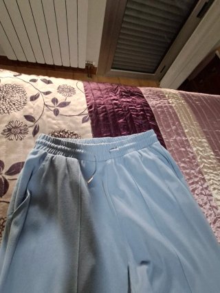 Pantalón azul claro
