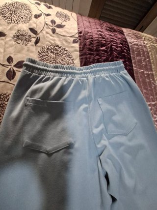 Pantalón azul claro