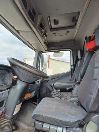 Camión basculante Mercedes-Benz Atego