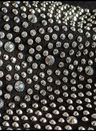 Borsa nera effetto sfumato con borchie silver
