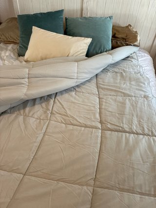 Edredón burrito blanco y beige