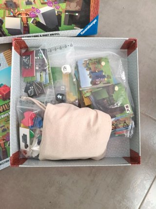 Juego de mesa Minecraft Heroes of the Village