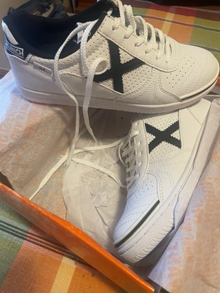 Zapatillas Munich Mixtas. NUEVAS. Sin estrenar.