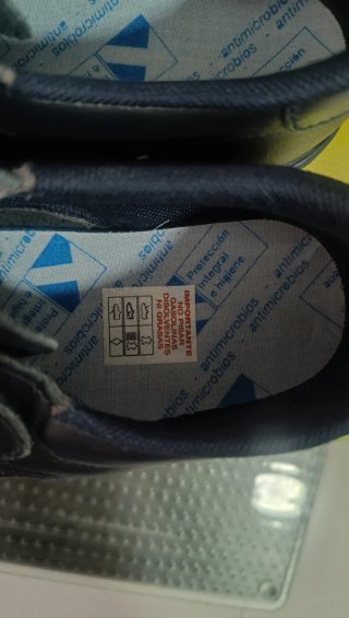 Zuecos Farma Piel Azul Marino Talla 40