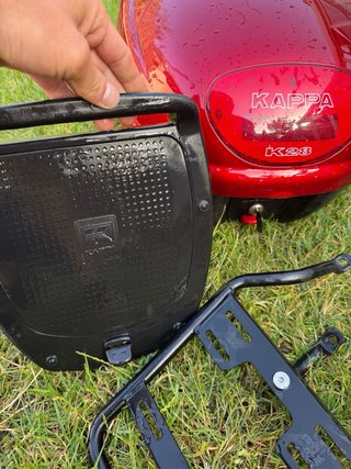 Baúl Moto Kappa K28 Rojo