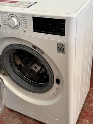 LAVADORA LG DIRECTDRIVE INVERTER DE 8.5 KILOS
