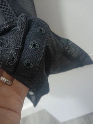 Body negro encaje floral con transparencias tallaS