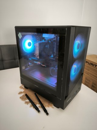PC GAMING 12 NCLS + 24 HILOS + AMD RX 8GB RGB