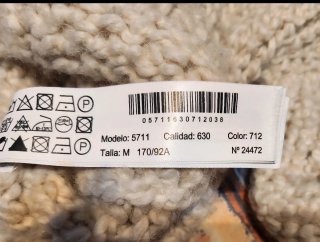 chaqueta cárdigan de punto grueso de Massimo Dutti
