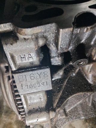 Motor Honda D16Y8