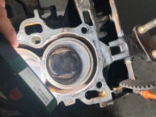 Motor Honda D16Y8