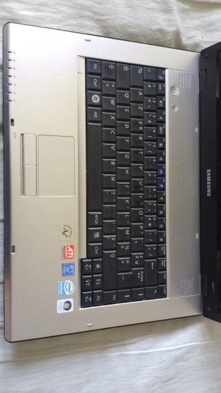 Portátil Samsung/Intel Pentium Dual Core/2Gb/250Gb