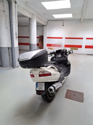 Suzuki Burgman 650 - 2010 - 39.000 km