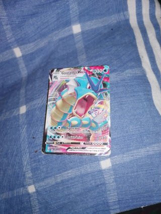 3 Cartas Pokémon Gyarados VMAX Hiperrayo