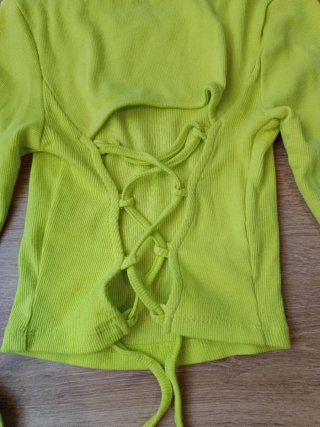 Camiseta pistacho de New Yorker