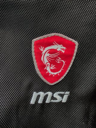 Mochila MSI Negra y Roja