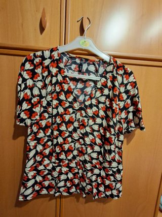 Top manga corta estampado floral