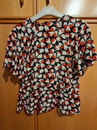 Top manga corta estampado floral
