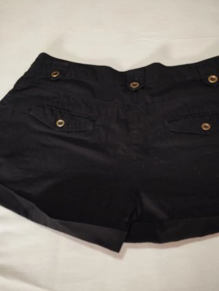 Shorts negros chica