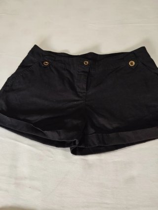 Shorts negros chica