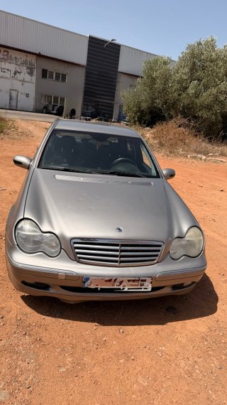 Mercedes-Benz Clase C 2003
