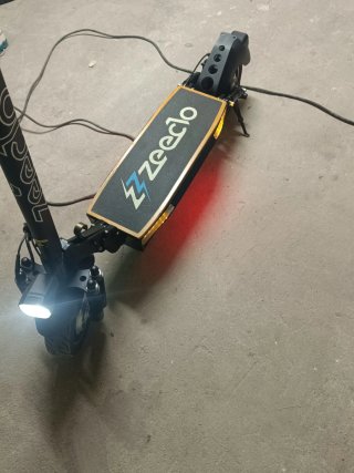 Patinete Eléctrico Zeeclo Fénix Dual