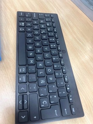 HP Teclado multidispositivo compacto 350 con Bluetoot