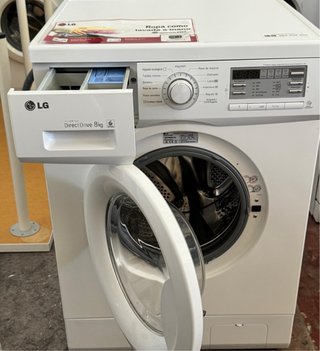 LAVADORA DE CARGA FRONTAL LG DE 8 KILOS
