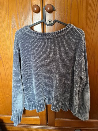 Jersey Pull&Bear gris talla XS