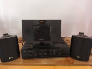Reproductor CD Avenzo, Amplificador y 4 Altavoces