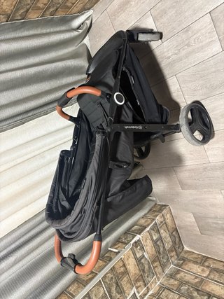 Silla de paseo ligera negra